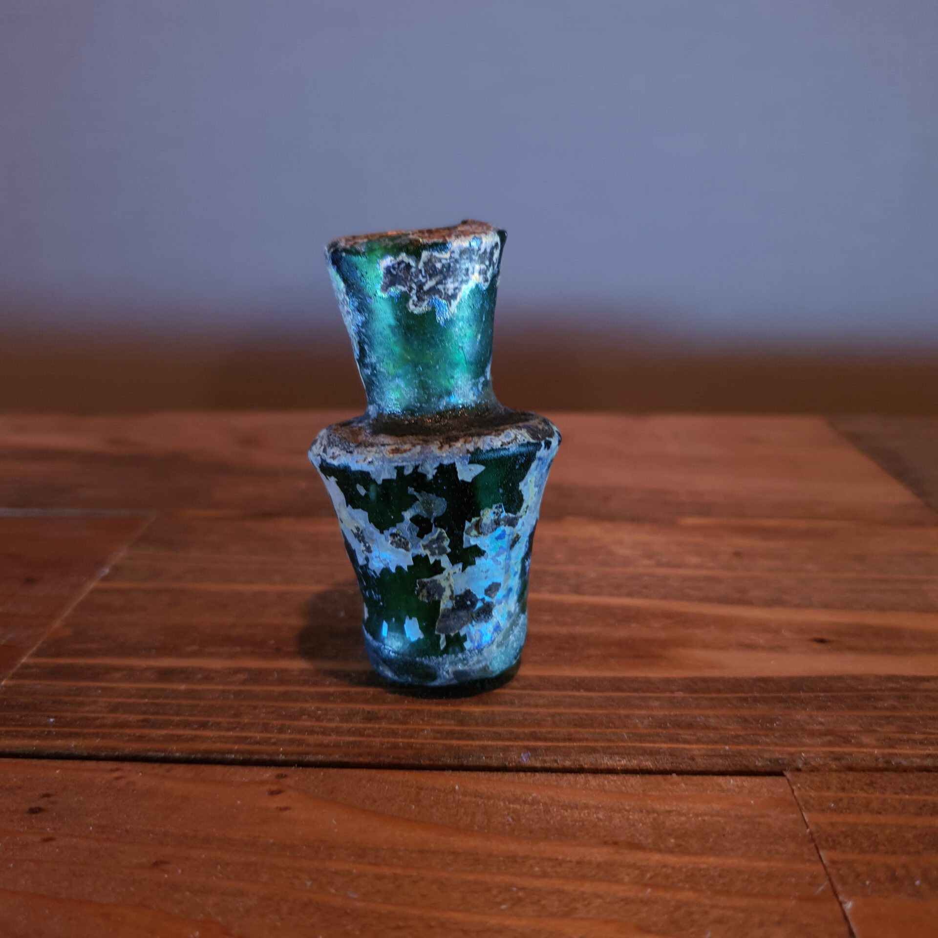古代ローマングラスの小瓶